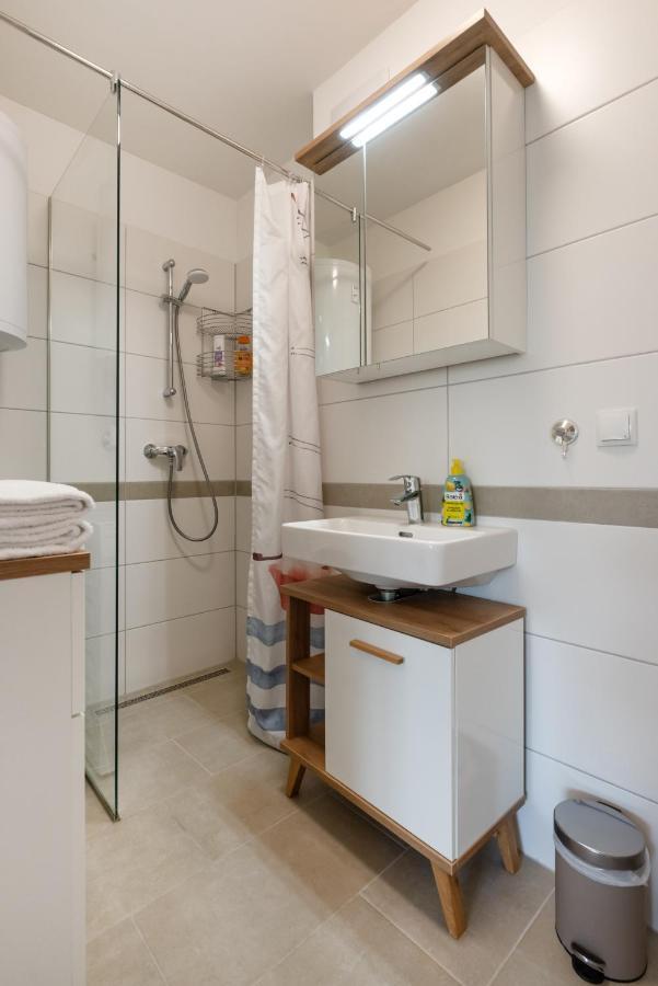 Gruene Ruhelage, 20 Minuten Ins Zentrum Und Parkgarage 비엔나 외부 사진